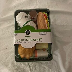 Publix Kids Play Food Set with Basket - Green and White